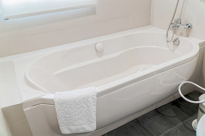 New white bathtub with inner ridge